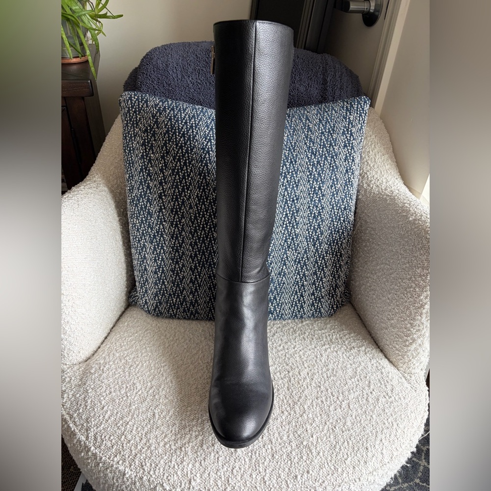 Kenneth Cole Black Leanna Knee High Boots~ size 8.5 M - Picture 10 of 14